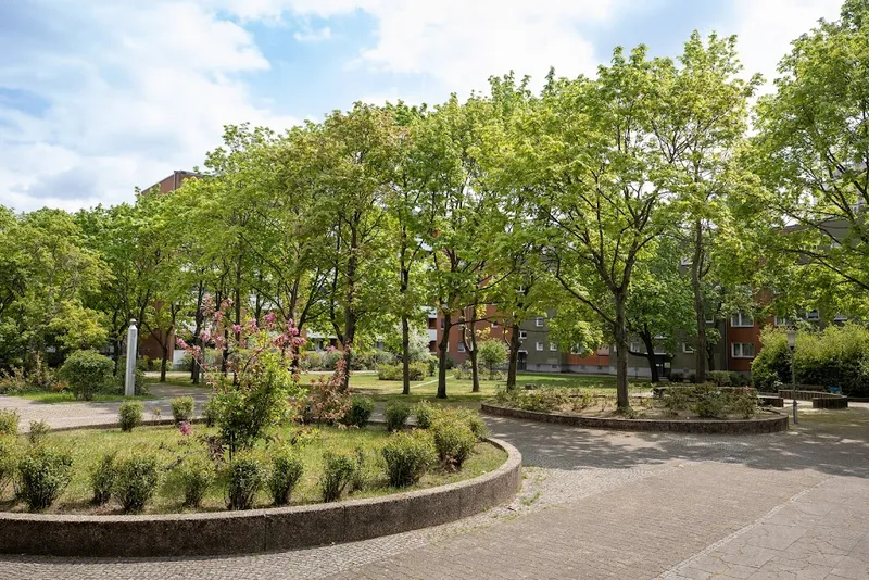 Attraktive 2-Zimmer-Wohnung in ruhiger Lage – Elmweg 3.13589 Berlin — photo 1